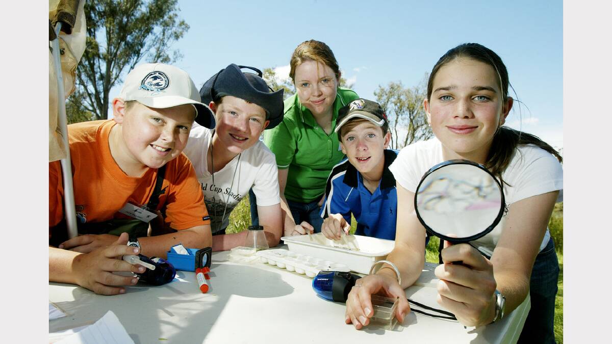 Grade 6 summer school at Wonga Wetlands. L-R  Jack Williams 11 from Rand Public School, Tim Jennings 12, from West Albury Primary school, Amy Boulding 19, from LaTrobe, James Kleehammer 12, from Howlong Public School, Danielle Whitty 12 from Lavington Public School. Picture: SIMON DALLINGER