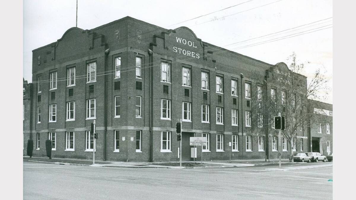 The Farmers & Graziers woolstore, no longer the Australian Taxation Office, is scheduled to become Quest Apartments.