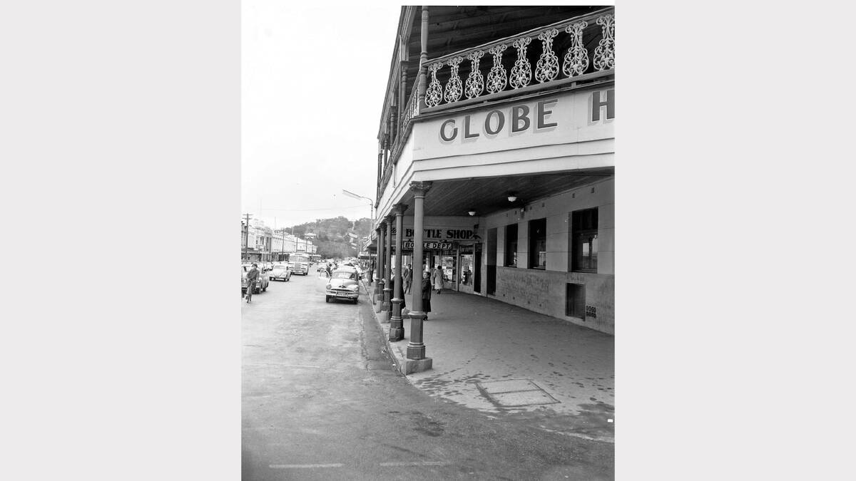 The classic iron verandah on the old Globe Hotel in the Fifties.