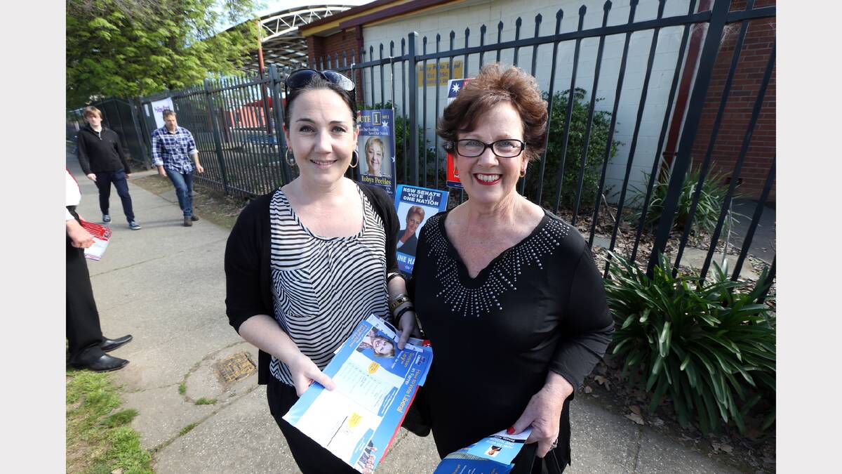 Monique Shiner and her mother, Jan Butt at Albury Public School.