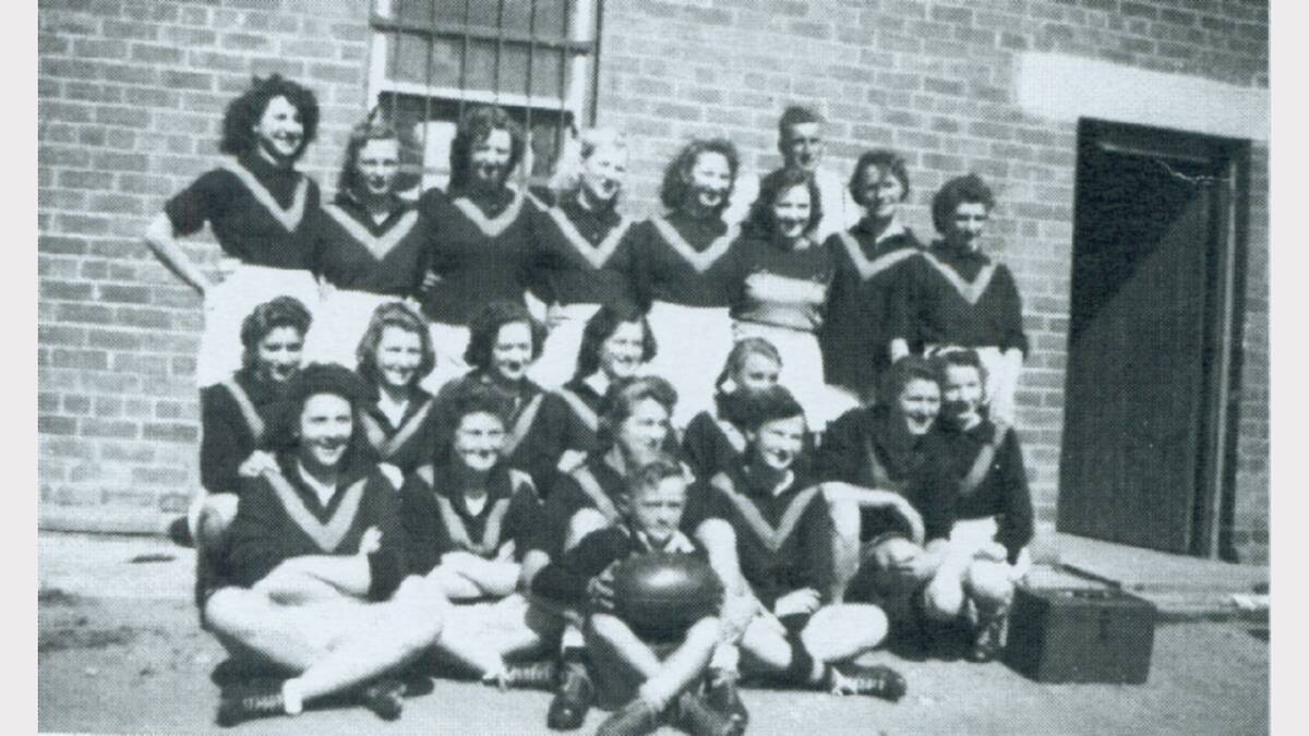 1945 photo of North Albury Youth Club Women's Football Team. Picture: ALBURYCITY COLLECTION