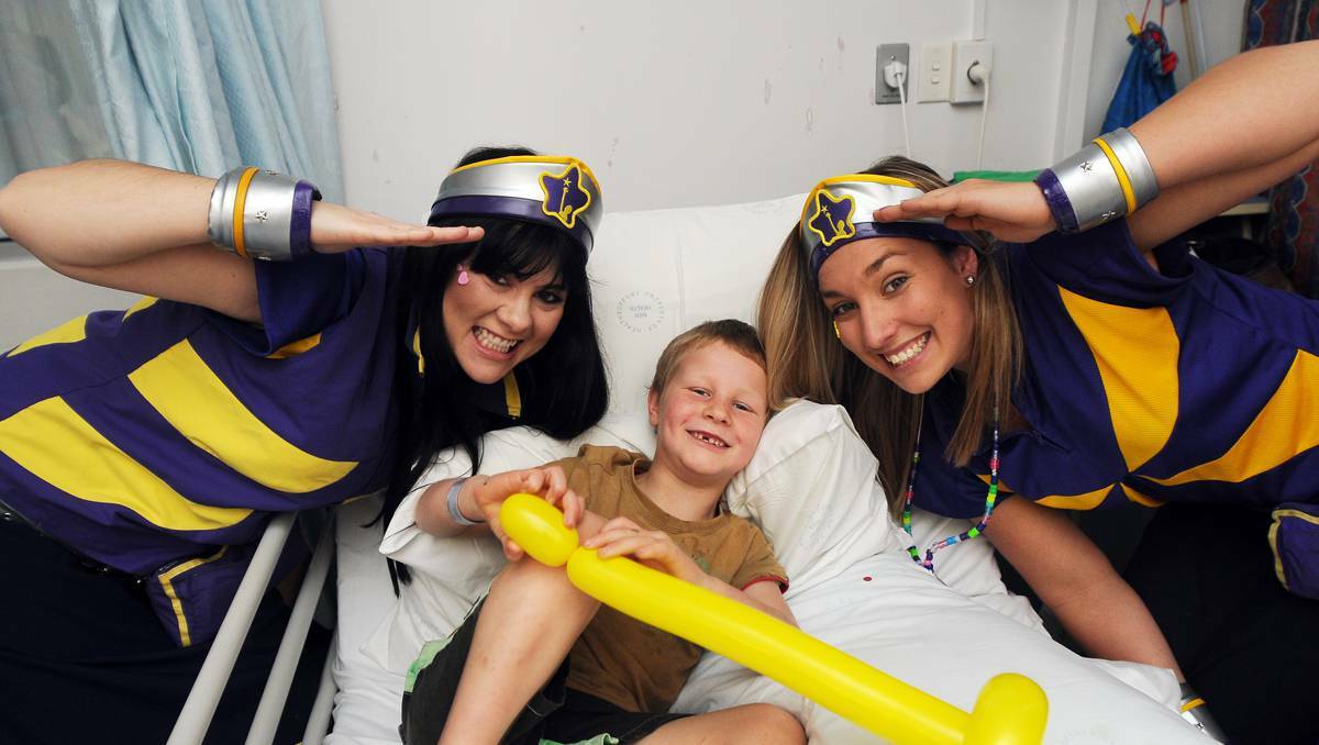  Joshua Sisson loved the balloon sword the Starlight Captains made him. Picture: Northern Daily Leader