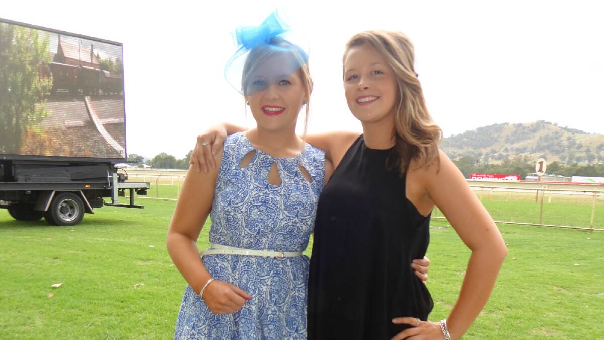 MELBOURNE CUP: Photos from the Wodonga Turf Club.