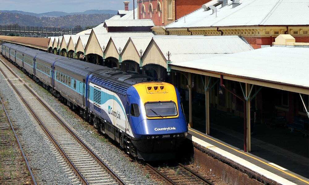 $450m to keep XPT fleet on rails