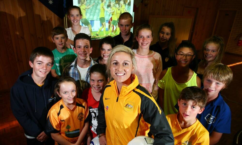 Former Albury Hotspurs star Amy Chapman was popular with the junior members of the club yesterday. Picture: MATTHEW SMITHWICK
