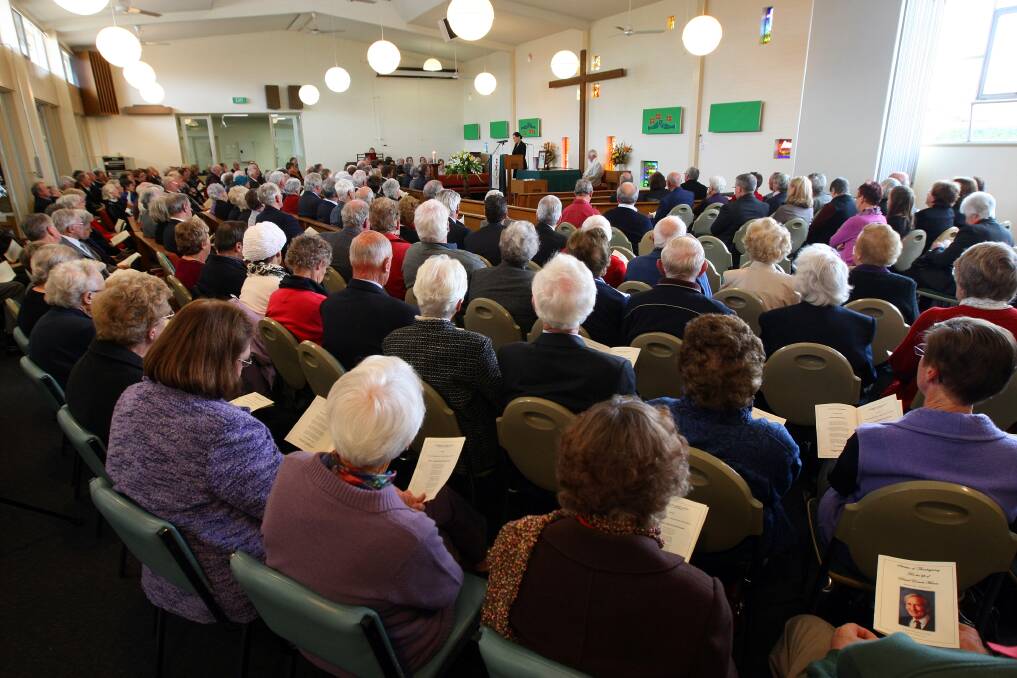 About 300 people pack St Stephen’s for the service.