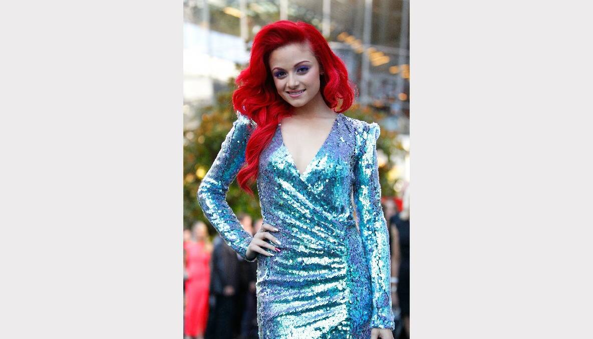 Sarah De Bono arrives at the 27th Annual ARIA Awards. Picture: GETTY IMAGES