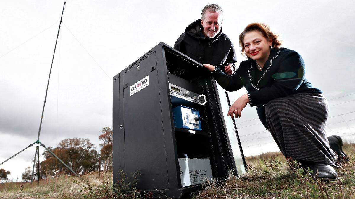 Sophie Mirabella and Emergency Warning Systems managing director Geoff Drucker inspect the bushfire warning system being tested at Eldorado yesterday. Picture: JOHN RUSSELL