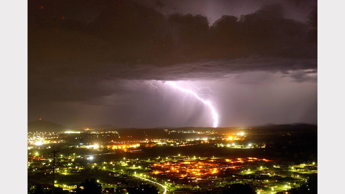 View of lightning from Eastern Hill lookout, Albury. March, 2005.