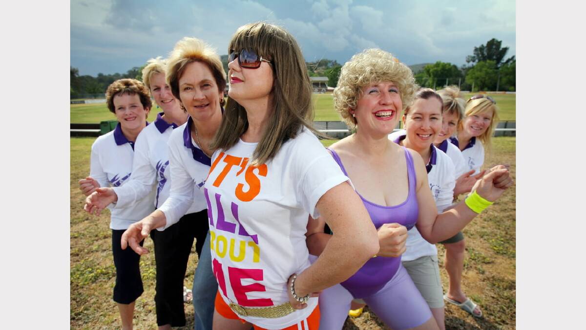 2007 - Kath (Deb Milnes ) and Kim (Beth Trevor) are walking this year's relay with teammates Lyn Mullavey, Cecily McKenzie-McHarg, Anne Hayward, Nicole Tricker, Meg Sprouster and Maree Gardner.
