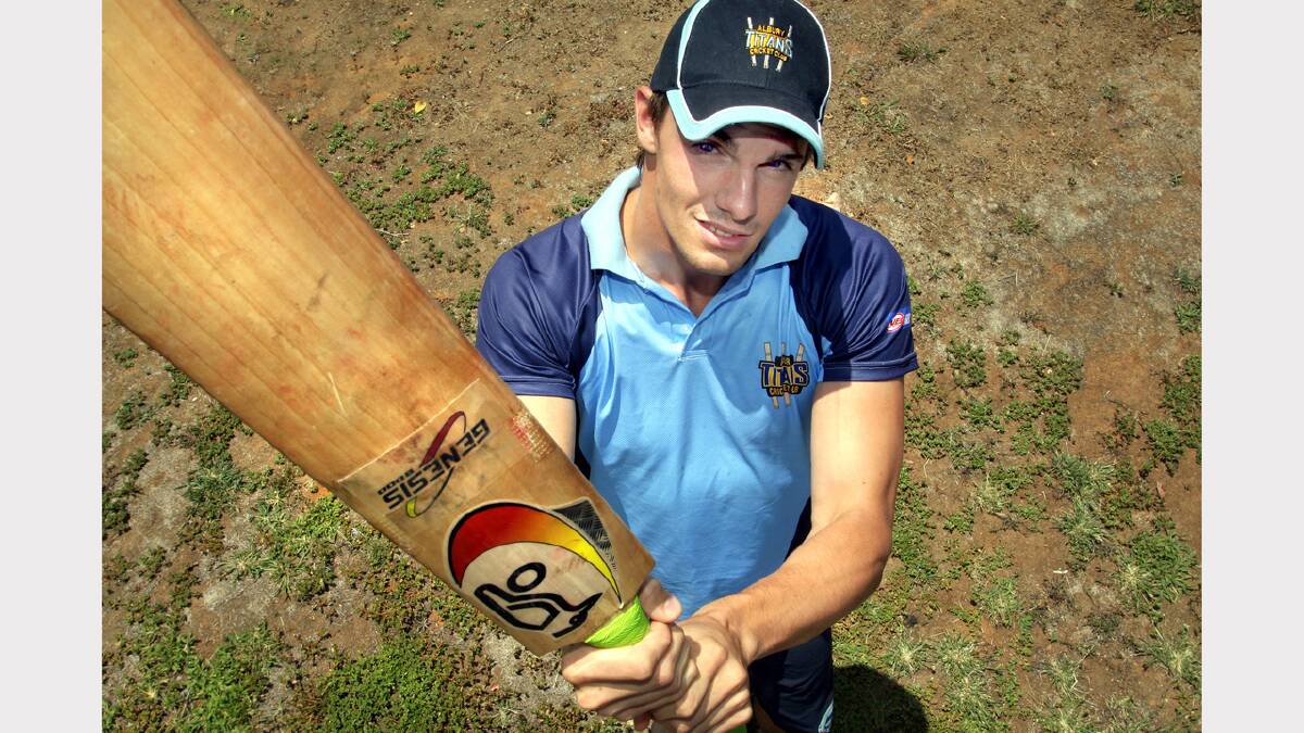 .Albury Titans batsman Pat Lindsay. Picture: RAY HUNT