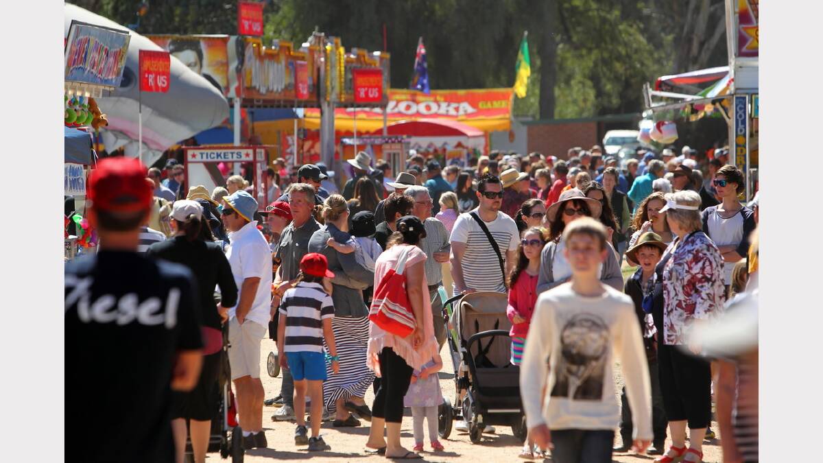The crowd at Walbundrie Show. Pictures: TARA GOONAN