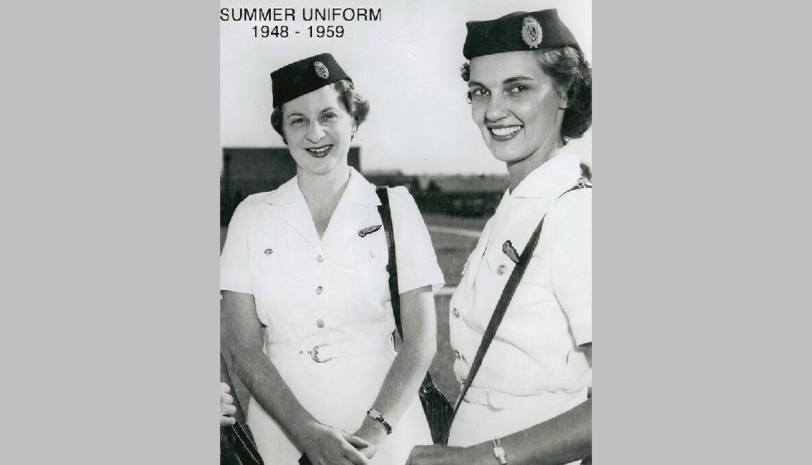 Qantas summer uniform 1948-59.