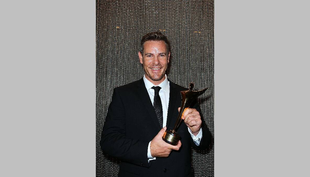  Aaron Jeffrey celebrates his award for Best Guest or Supporting Actor in a Television Drama for 'Underbelly Badness' at the 2nd Annual AACTA Awards. Photo by Lisa Maree Williams/Getty Images