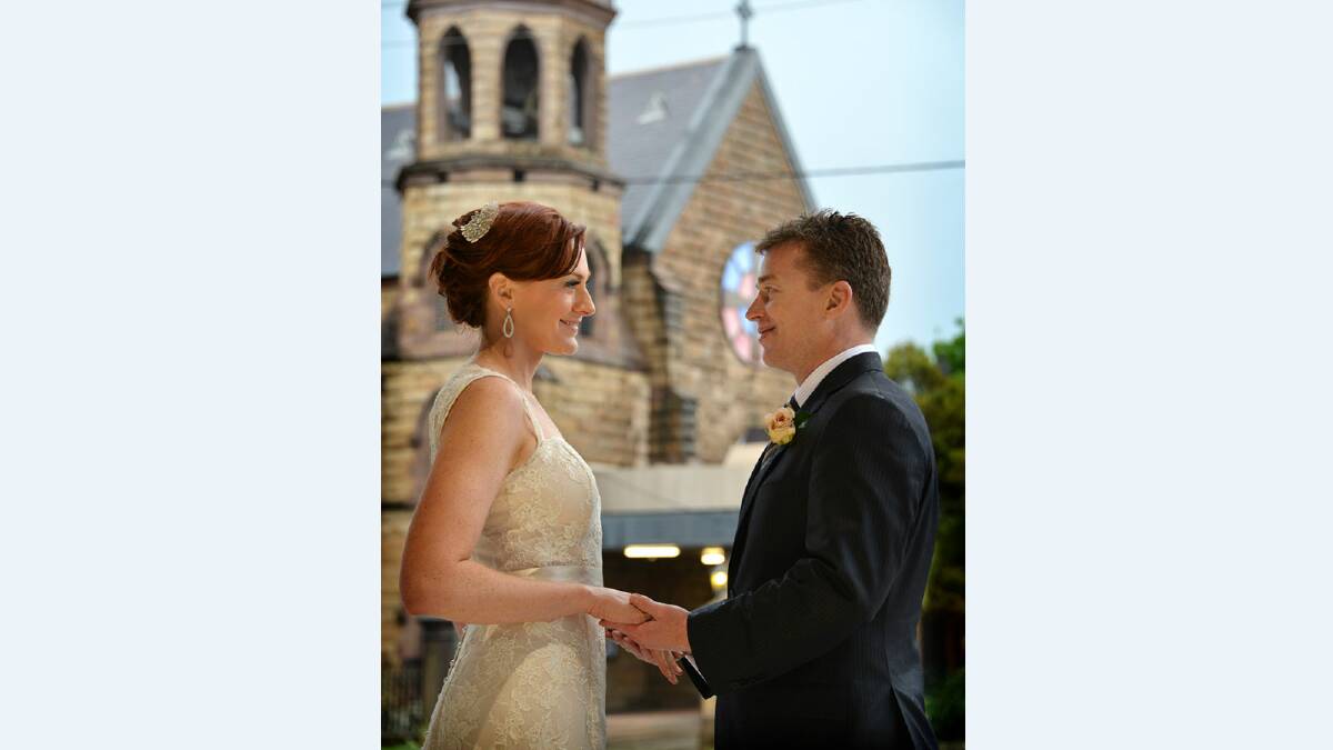 Although it rained all day for the wedding of Sarah Polkinghorne and Lachlan McNicol, guests danced all night at the reception at Rydges Albury. Sarah and Lachlan took their wedding vows at St Patrick’s Church, Albury. — Aljoy
