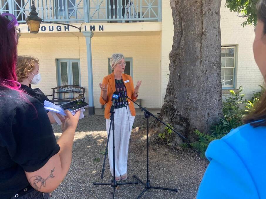 NOT GOOD ENOUGH: Dr Helen Haines, member for Indi, speaking at the Plough Inn in Tarrawingee about poor mobile phone coverage in the area. Picture: SUPPLIED