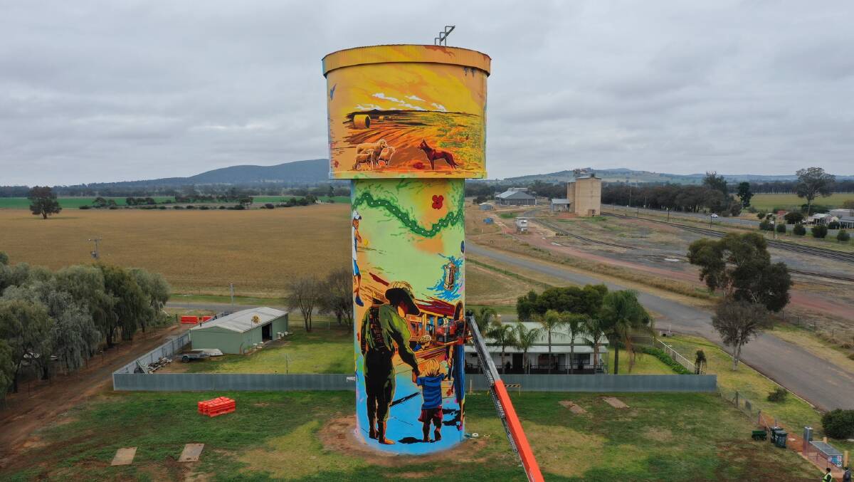 COMPLETED: The Yerong Creek water tower mural is finished after planning started about two years ago. Picture: JOHN HOLSTEIN