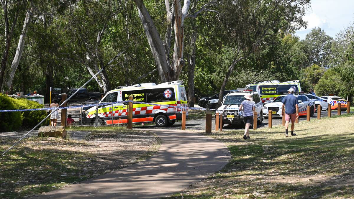 Police searched the Murray River after reports of a drowning. Pictures: MARK JESSER