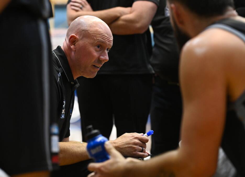 MENTOR: Brad Chalmers served the Albury-Wodonga Bandits men's team as head coach for a decade but he's handing over the reins as the club gears up for life in the new NBL1 East competition. Picture: MARK JESSER