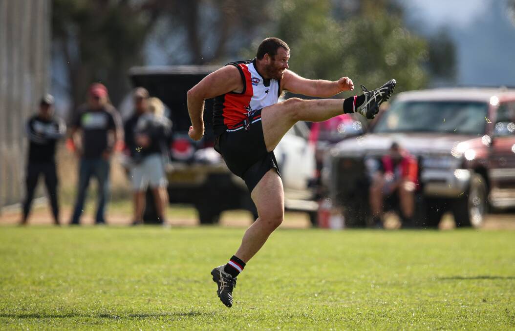 Matt Seiter was back in the ruck for Brock-Burrum against Howlong. Picture: JAMES WILTSHIRE