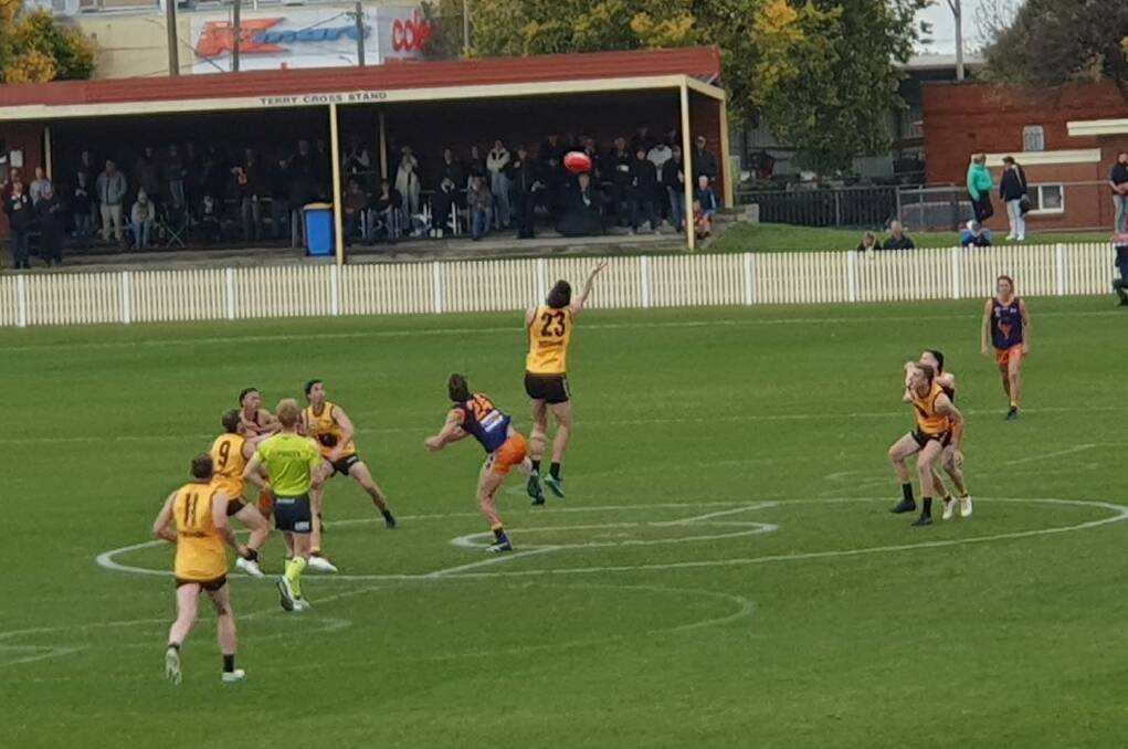 Ovens and Murray ruckman Jack Driscoll contests the opening bounce.