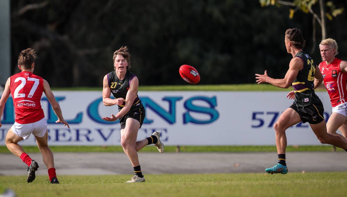 Ewan Mackinlay in action for the Murray Bushrangers. Picture: JAMES WILTSHIRE