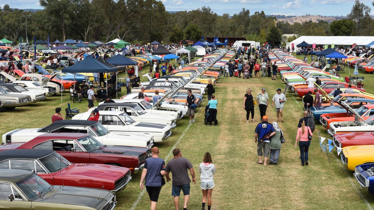 Chryslers on the Murray 2016. Picture by Mark Jesser