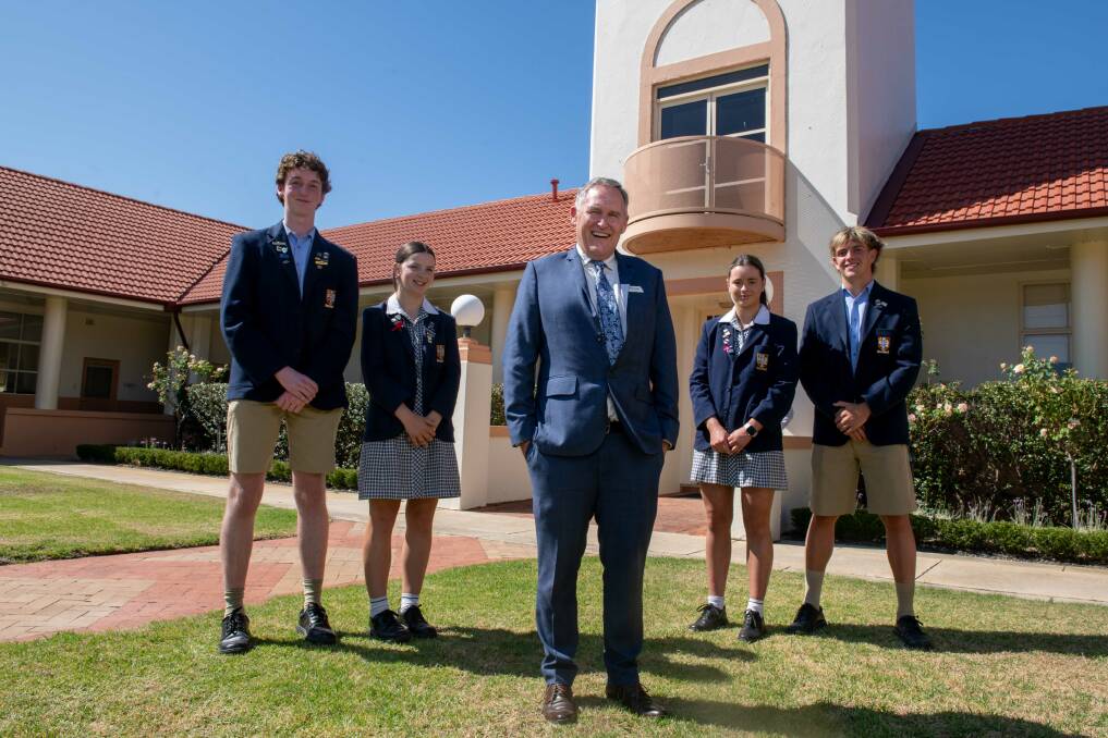 Incoming principal Mark Hemphill (centre) with school captains Daniel Steer and Freya Ginel, and boarding captains Lucy Dowling and Oscar Clelland. Picture by Tara Trewhella