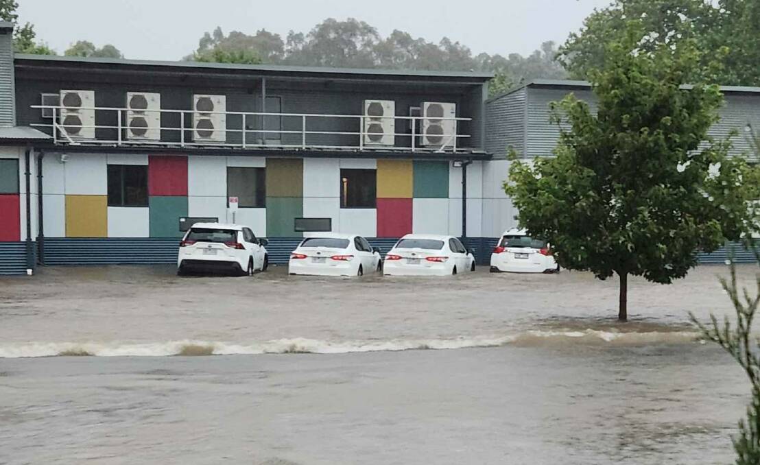 Flash flooding in Wangaratta after storm releases almost 55 millimetres of rain. Picture supplied