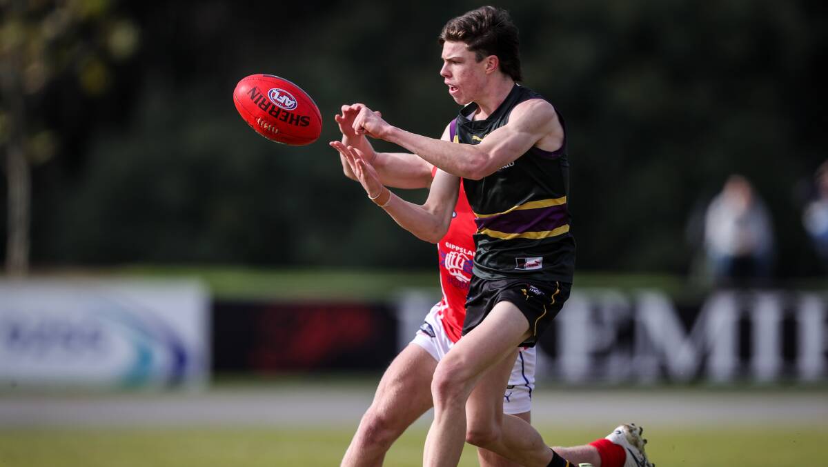 Darcy Wilson was the Bushrangers' best in his return to the midfield, while key-post players Xavier Laverty and Caleb Clemson enjoyed good showings.