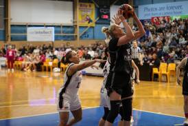 Lauren Jackson will return to play in the stadium named in her honour this weekend as the Bandits take on Sutherland for the first home game of the NBL1 East season. Picture by James Wiltshire