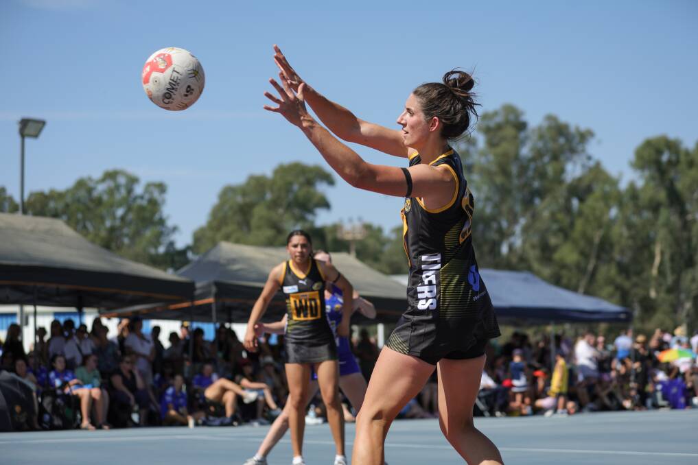 Albury's Kate Rollings in action against Corowa-Rutherglen. Picture by James Wiltshire