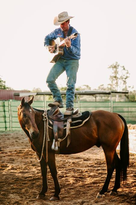 Singer-songwriter and Dolly's Dream ambassador Tom Curtain is bringing his horse, dog and country music show, Speak Up Tour, to Albury.