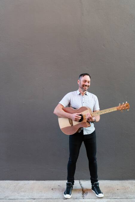 Settle in for a night of amazing tracks and live tunes with Wodonga musician Luke Dewing at Beer Deluxe Albury.
