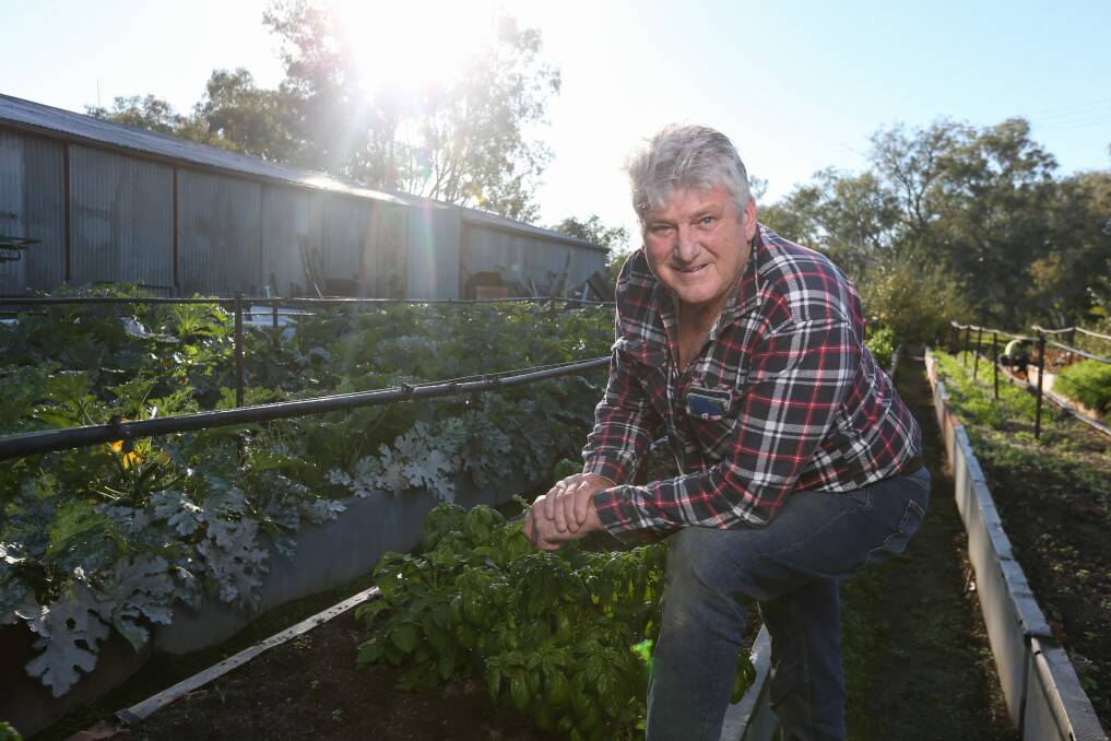 TO MARKET: Willowbank Farm owner Byron Gray and his wife Vicki will set up for their last stall at Albury Wodonga Farmers Market at Gateway Village in Wodonga on Easter Saturday after a 19-year association. Picture: TARA TREWHELLA