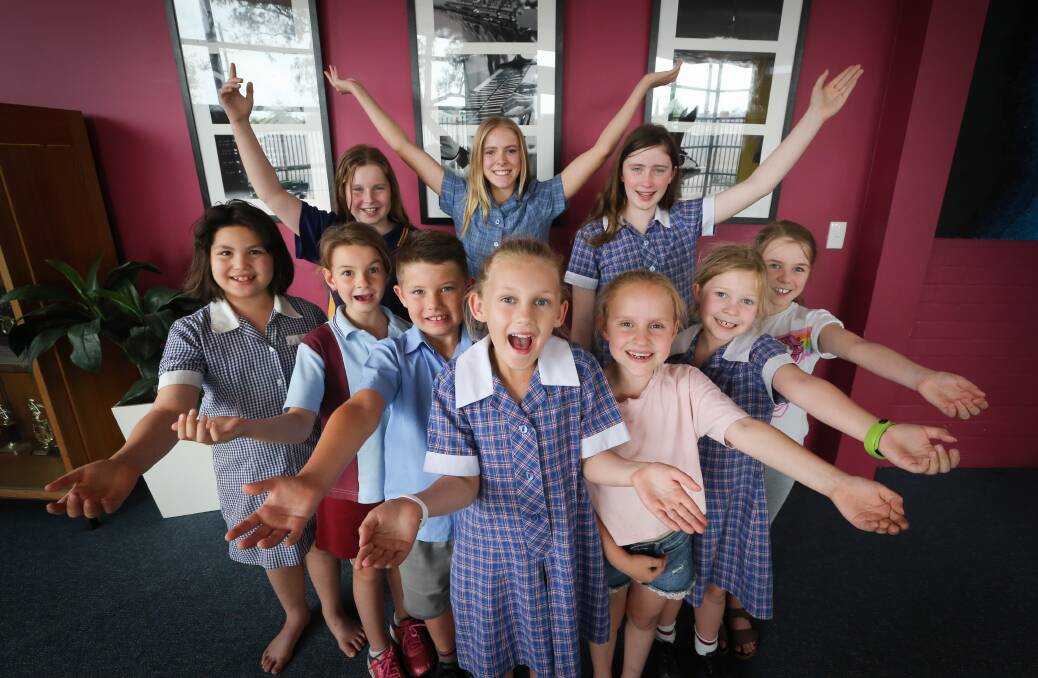 ON SONG: About a dozen Border children in the Albury-Wodonga Young Singers choir will perform concerts at St Matthew’s Church in Albury and Sacred Heart Church Wodonga this weekend. Picture: KYLIE ESLER