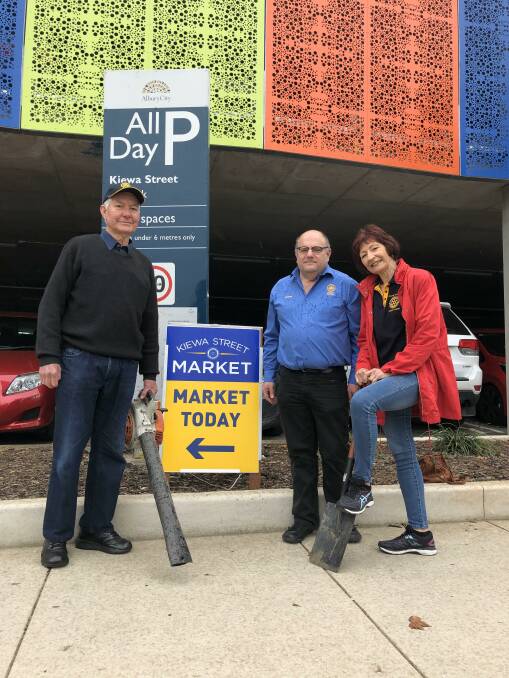 Rotary Club of Belvoir Wodonga members Arthur Coleman and Michael Shepanski and Rotary Club of Albury North member Cheryl Howell welcome the public to a Garden Market in Albury on Sunday, September 8. Picture: JODIE BRUTON