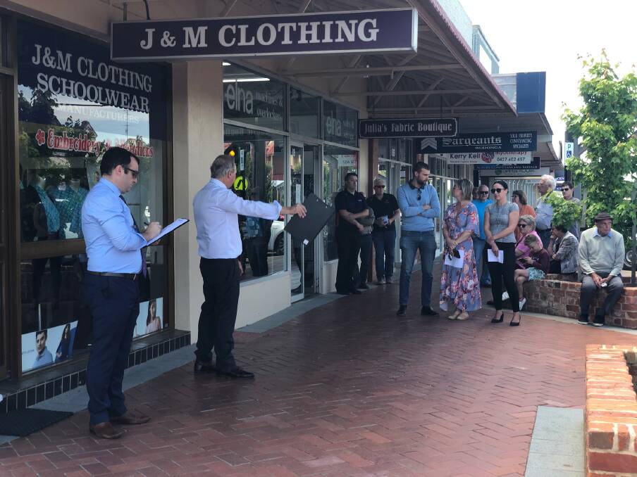 LJ Colquhoun Dixon managing director Andrew Dixon sold the High Street block for $585,000 on Friday afternoon. 