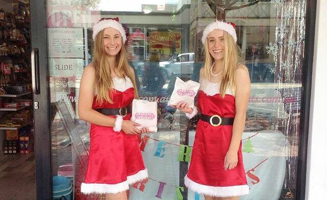 It's not long to go now and @joysdelights on Instagram is spreading the festive cheer "Santa's little helpers stopping by for some Lollies. Thanks for the picture girls!"