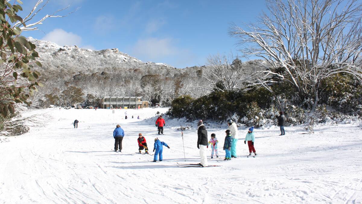 Mt Buffalo provides an easily accessible and fee free snow experience. Only 45 minutes from Bright or Porepunkah you can toboggan, cross country ski or just soak up the winter vistas.