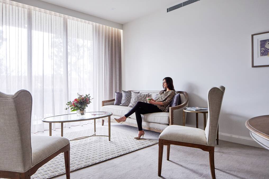 The new and luxurious Knightsbridge Canberra offers business or leisure travellers the option of one, two and three bedroom apartments and is ideally located in Kingston, near local attractions, restaurants and shopping.