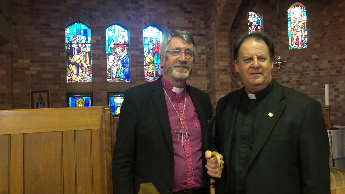 Bishop Rob Gillion with Dean Father Rob Harris in St Albans Cathederal. 