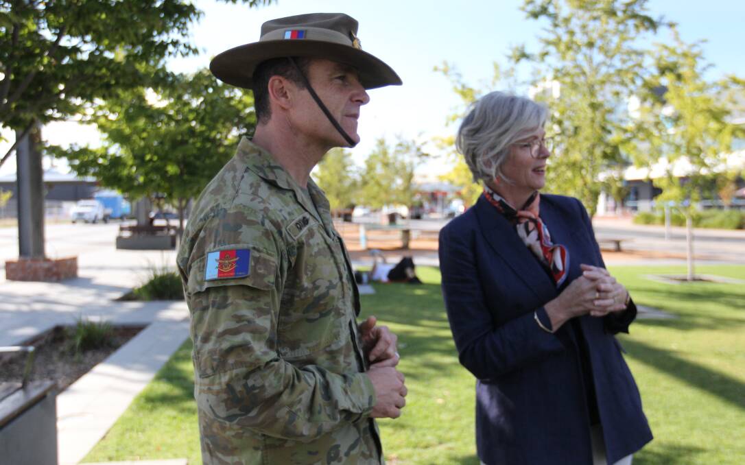 HERE TO HELP: Major General Andrew Hocking and Indi MP Helen Haines.
