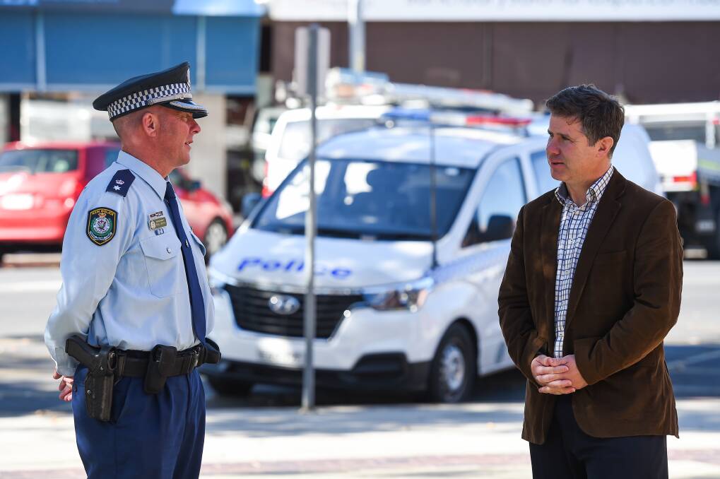 TEAMWORK: Murray River Police District Commander Superintendent Paul Smith has "worked magnificently" during the border closure, Justin Clancy told Parliament.