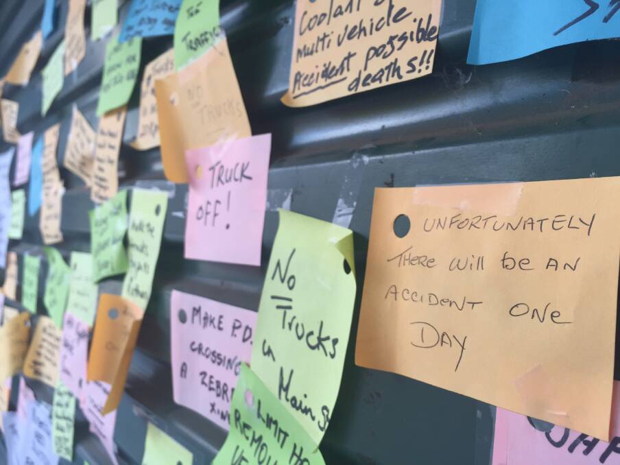 HOPING THE MESSAGE WILL STICK: A board of post-it note messages in Rutherglen's main street makes the community attitudes clear.