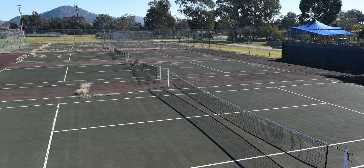 Birallee Park tennis courts