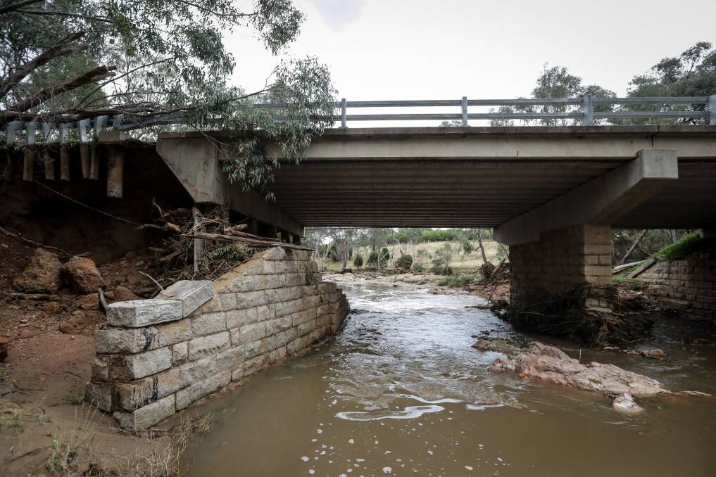 Flooding at Tarrawingee from December.