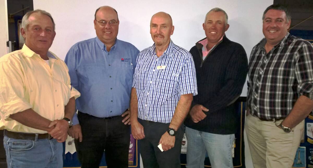 Holbrook farmer Jamie Snow, Geoff Corboy, Mike Welch (Team Leader Programs NSW DPI Game Licensing Unit), Andrew Watson and Dale Stringer at the Holbrook Think Tank. 
