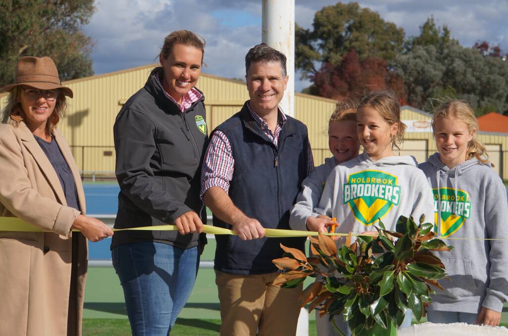 OPENING: Former club president Kristie Preston, current club president Kelly Boers, Albury MP Justin Clancy, Lucy Barr Smith, Alice Hearn and Mia Boers. Picture: supplied.