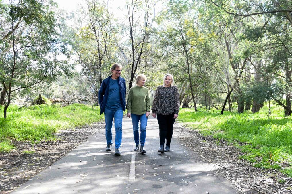 Walk this way ... Colin Siegert, Gayle Casey and Stacey Read are inviting the Border community to join them for a sunrise walk on World Suicide Prevention Day, September 10. Picture by Tara Trewhella